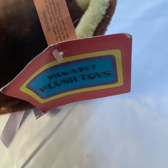 A & B Novelty Co. Inc Vtg Brown Plush Teddy Bear 1982 with tags - Picture 4 of 7